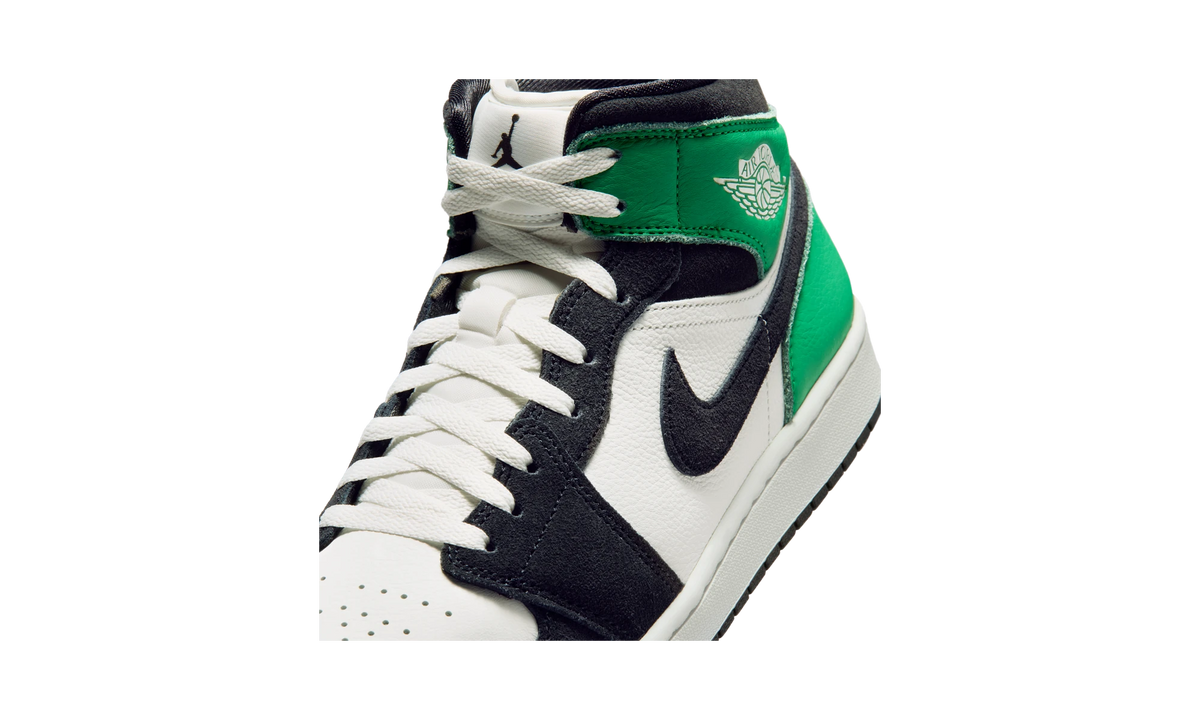 Overkicks - Air Jordan 1 Mid SE Lucky Green (II9812-100) - detalle lateral interior