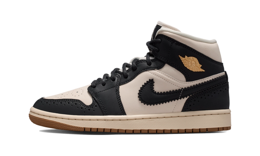 Overkicks - Air Jordan 1 Mid SE Off Noir Chalk (IO0760-001) - vista lateral