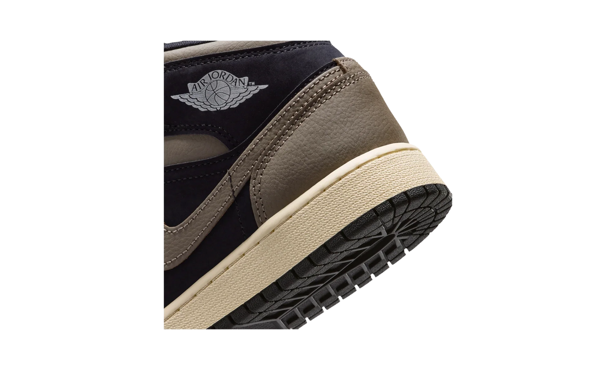 Overkicks - Air Jordan 1 Mid SE Olive Grey (GS) (IB7053-002) - imagen 8