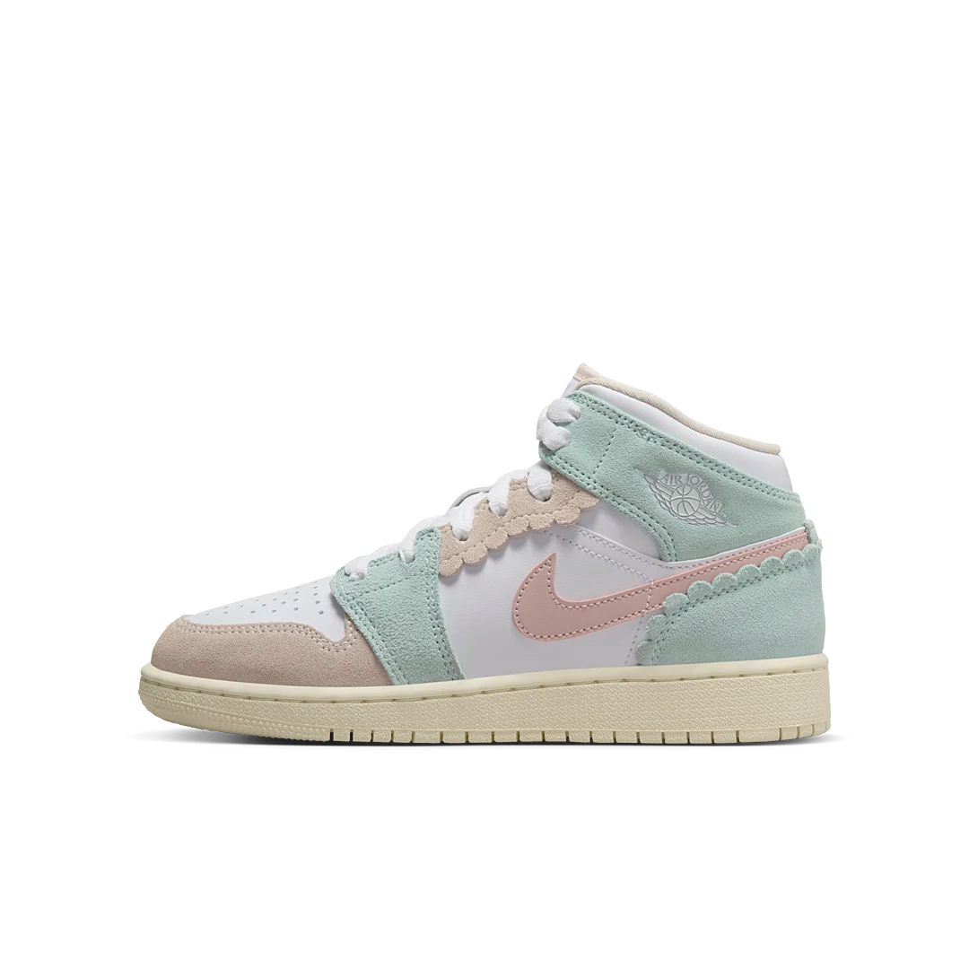 Overkicks - Air Jordan 1 Mid SE Pink Oxford (GS) (DZ5361-100) - vista lateral
