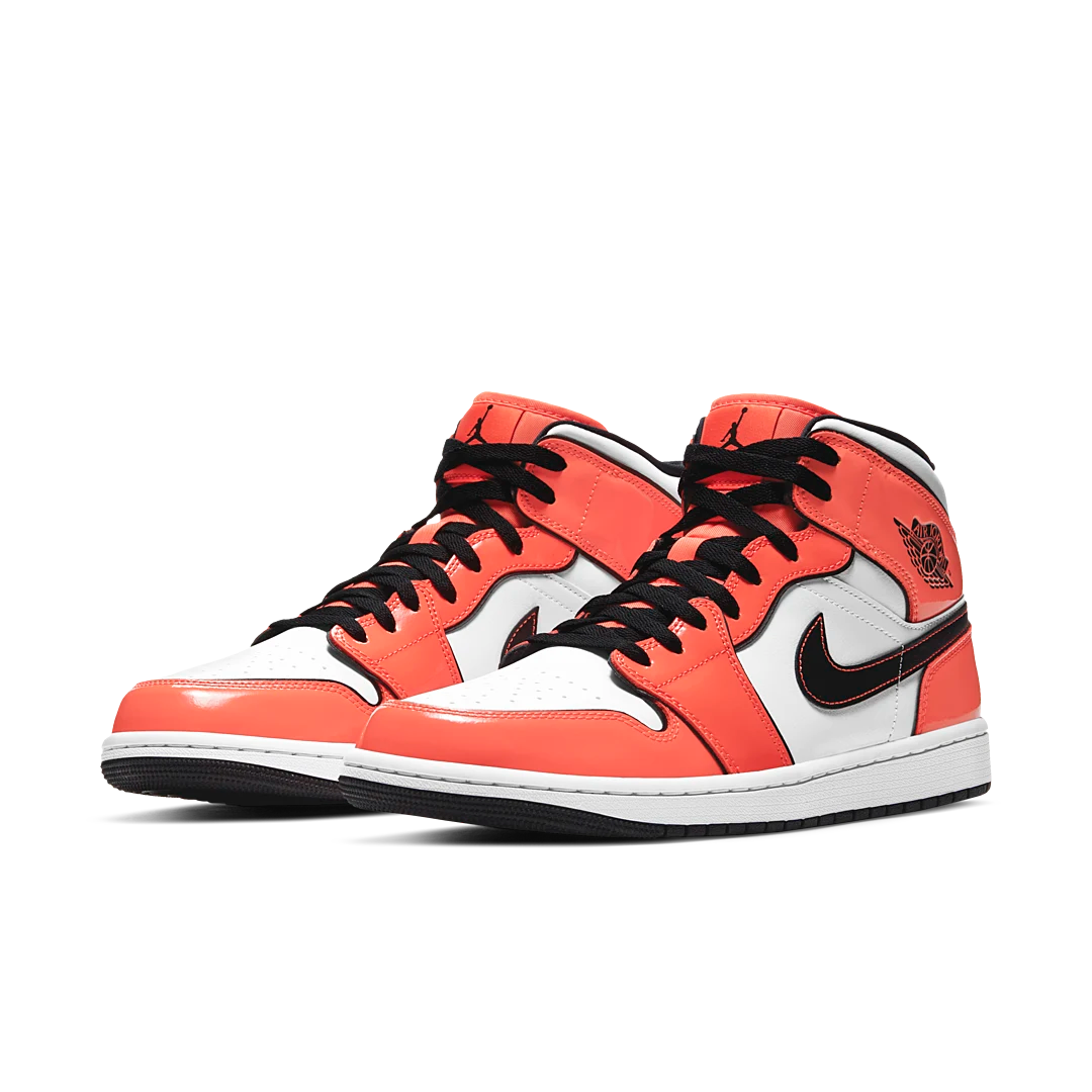 Overkicks - Air Jordan 1 Mid SE Turf Orange (DD6834-802) - vista trasera
