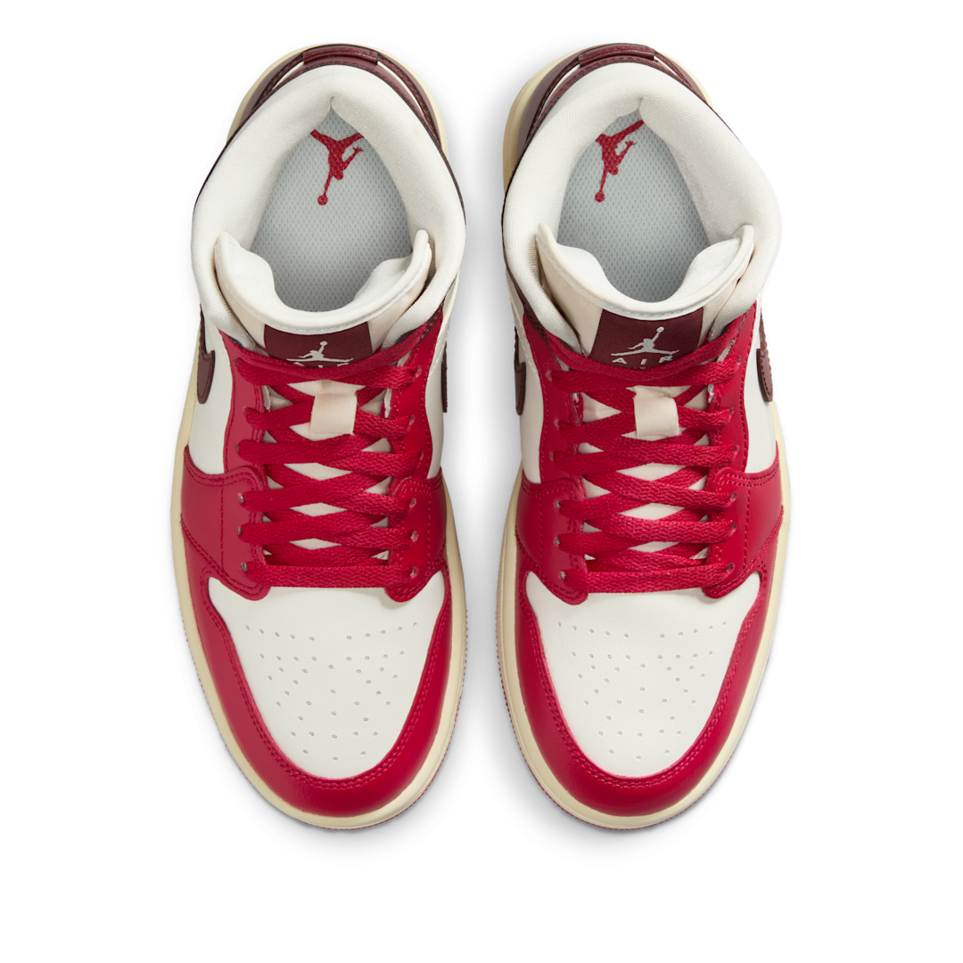 Overkicks - Air Jordan 1 Mid Sail Mystic Hibiscus (BQ6472-119) - par completo