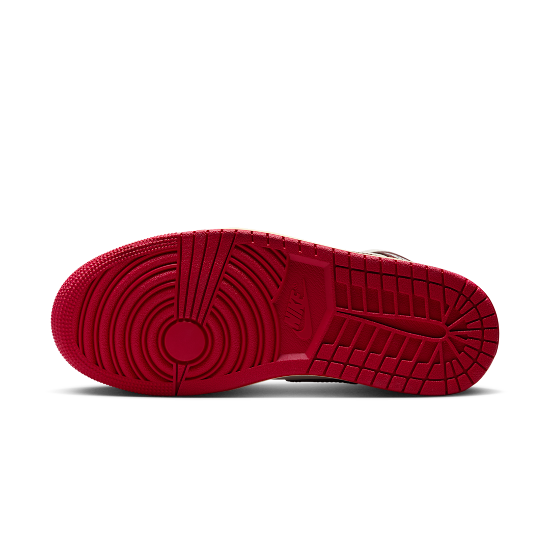 Overkicks - Air Jordan 1 Mid Sail Mystic Hibiscus (BQ6472-119) - detalle suela