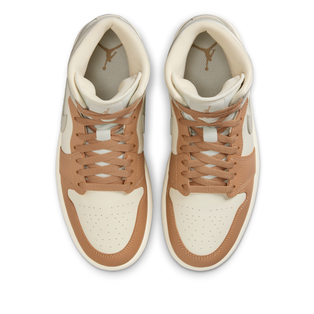 Overkicks - Air Jordan 1 Mid Tan Toe (BQ6472-118) - par completo