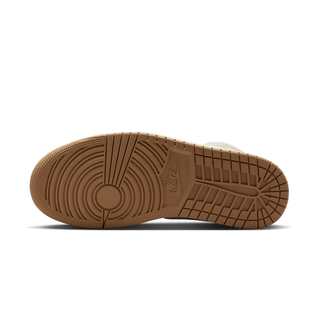 Overkicks - Air Jordan 1 Mid Tan Toe (BQ6472-118) - detalle suela