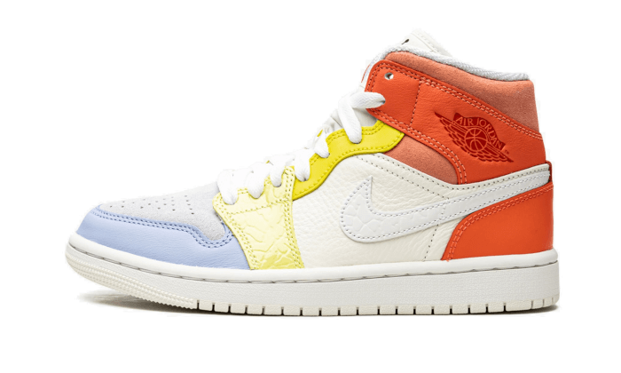 Overkicks - Air Jordan 1 Mid To My First Coach (DJ6908-100) - vista lateral