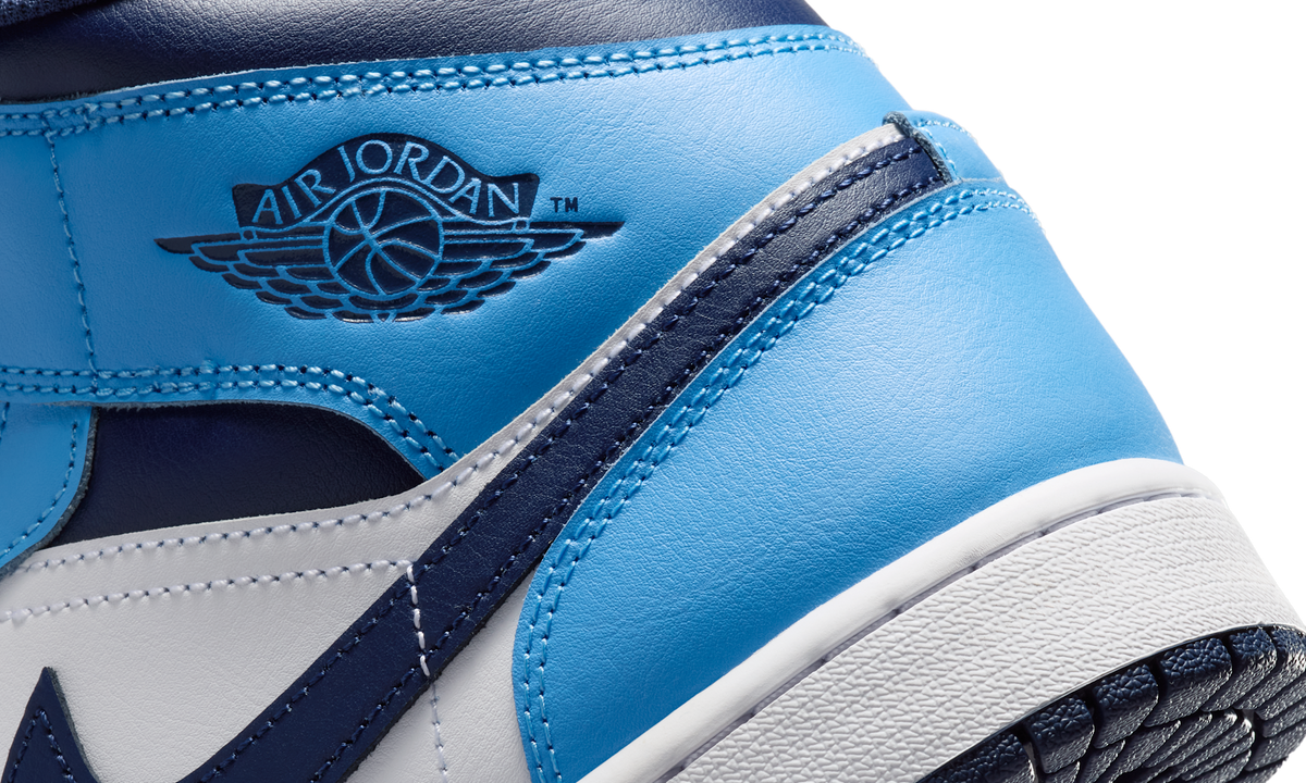 Overkicks - Air Jordan 1 Mid University Blue Midnight Navy (DQ8426-405) - detalle