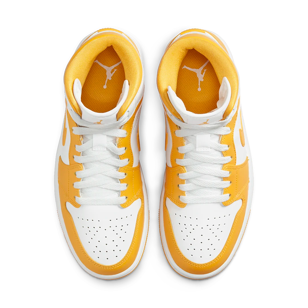 Overkicks - Air Jordan 1 Mid White University Gold (BQ6472-117) - par completo