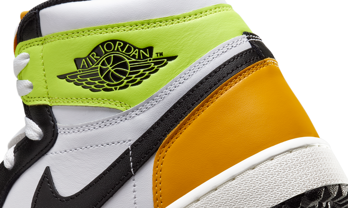 Overkicks - Air Jordan 1 Retro High Golf White University Gold Volt Black (DQ0660-105) - detalle
