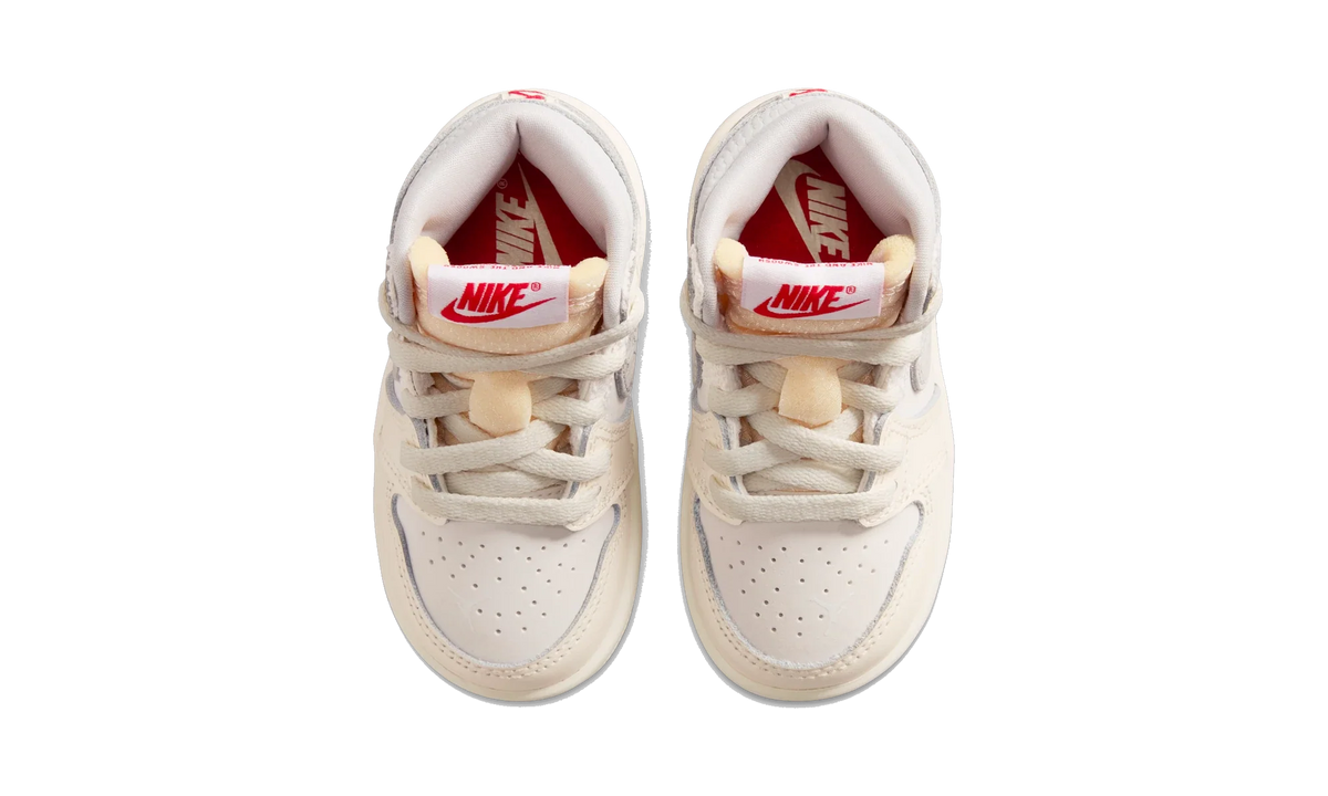 Overkicks - Air Jordan 1 Retro High OG Sail University Red (TD) (IH4282-100) - imagen 5