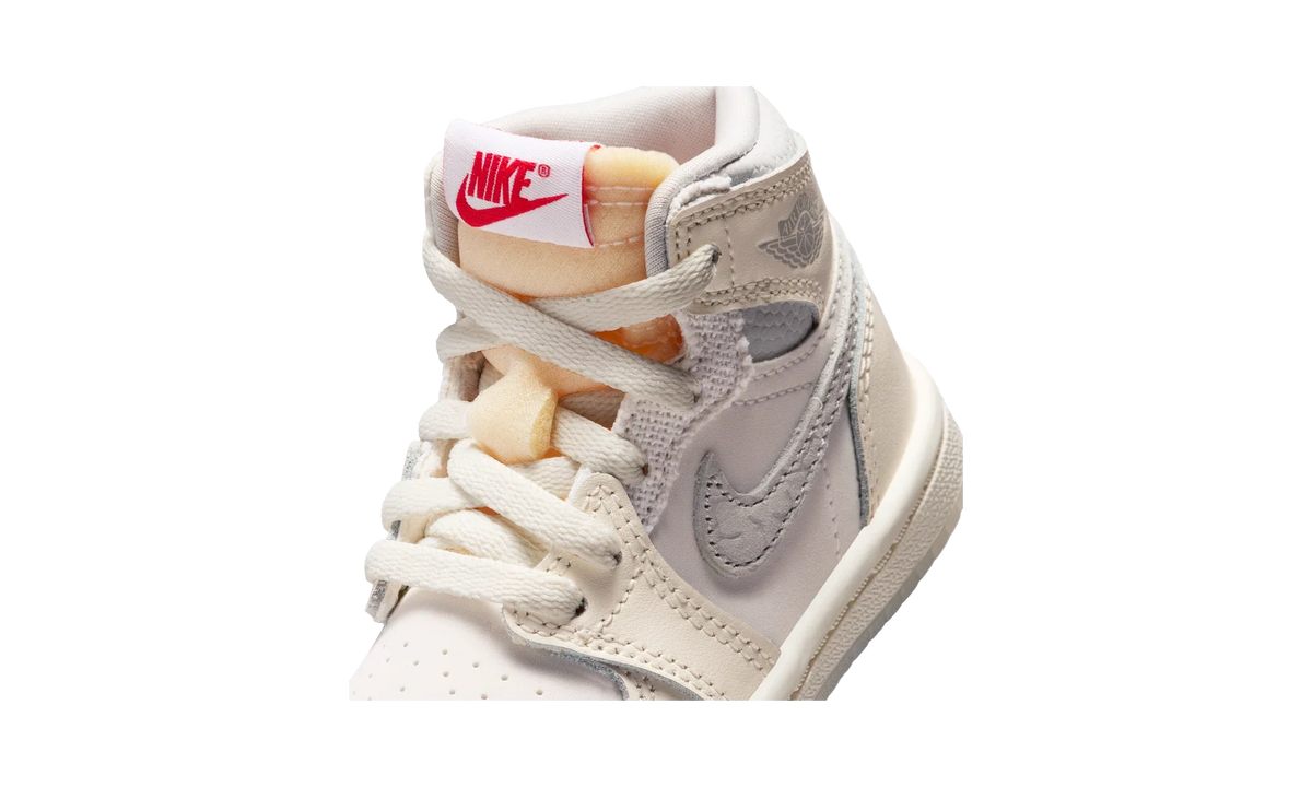 Overkicks - Air Jordan 1 Retro High OG Sail University Red (TD) (IH4282-100) - imagen 7