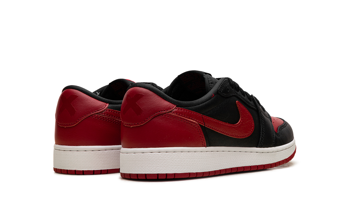 Overkicks - Air Jordan 1 Retro Low OG Banned (GS) (IW6277-001) - imagen 3