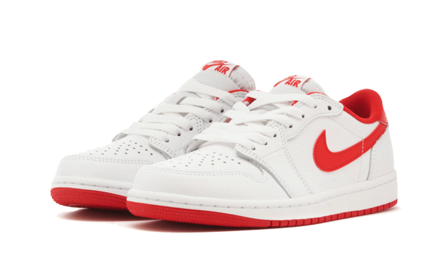 Overkicks - Air Jordan 1 Retro Low OG University Red (CZ0790-161) - vista trasera