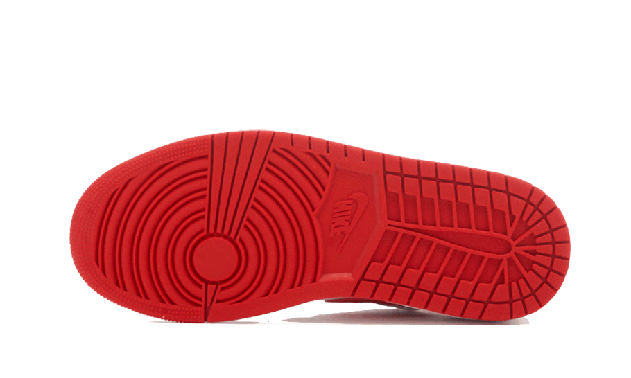 Overkicks - Air Jordan 1 Retro Low OG University Red (CZ0790-161) - detalle suela