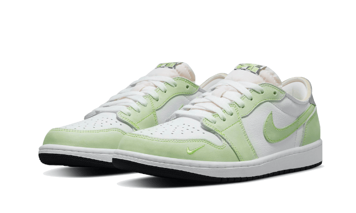 Overkicks - Air Jordan 1 Retro Low White Ghost Green Black (DM7837-103) - vista trasera