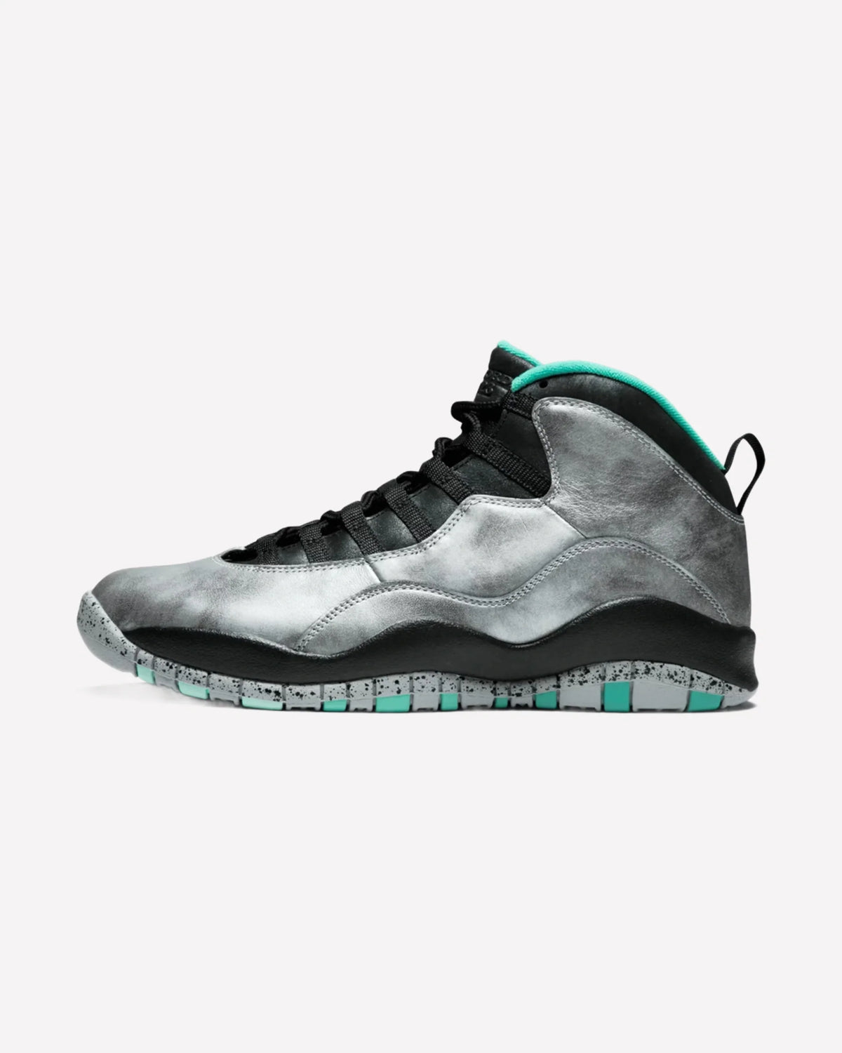 Overkicks - Air Jordan 10 Retro Lady of Liberty 30th Anniversary (705178-045) - vista lateral