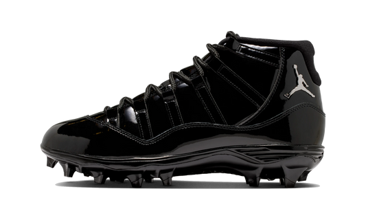 Overkicks - Air Jordan 11 Mid TD Cleat Patent Black (HM7324-001) - vista lateral