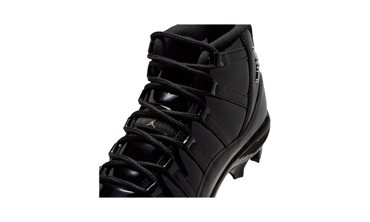 Overkicks - Air Jordan 11 Mid TD Cleat Patent Black (HM7324-001) - detalle lateral interior