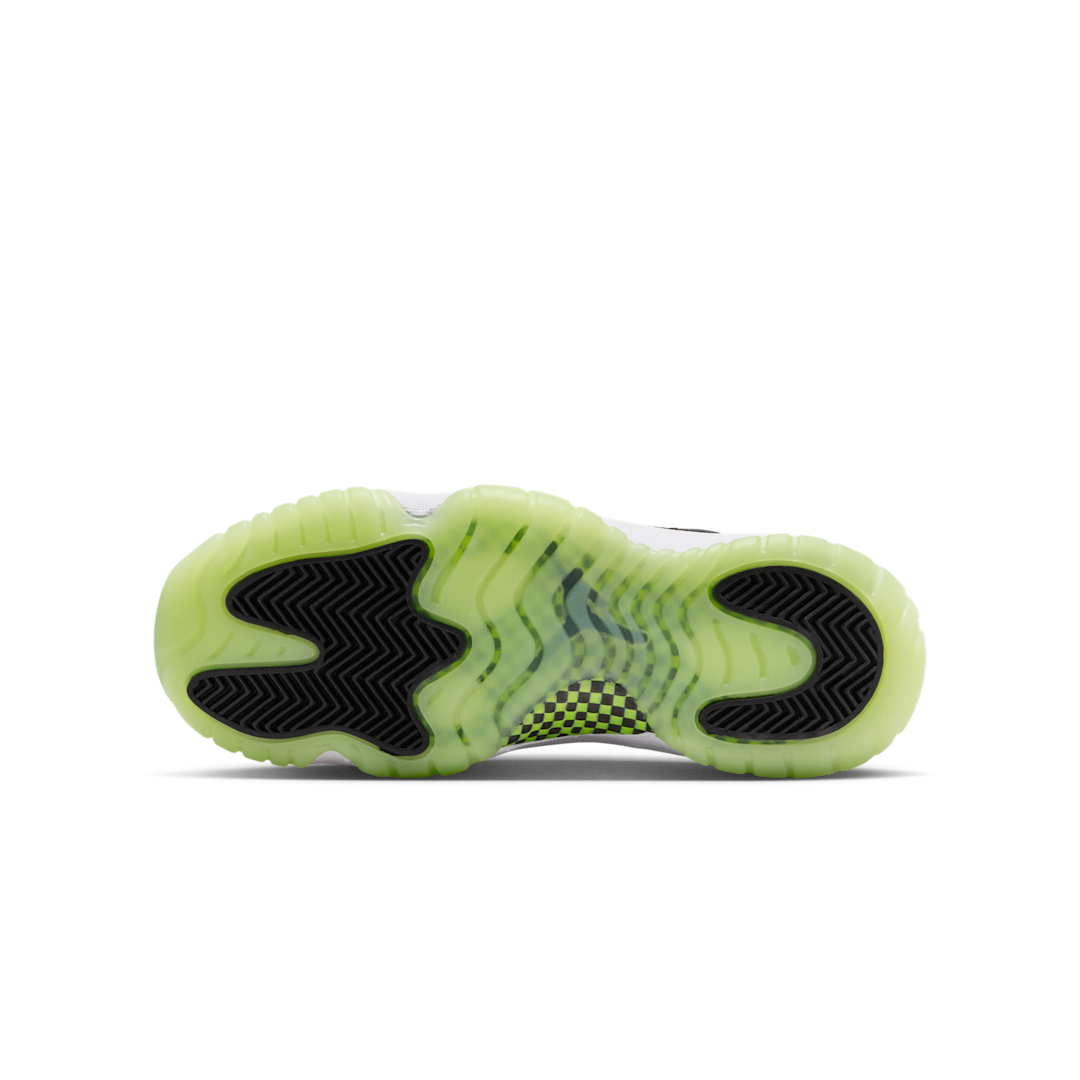 Overkicks - Air Jordan 11 Retro Black Barely Volt (GS) (IB1378-001) - imagen 4
