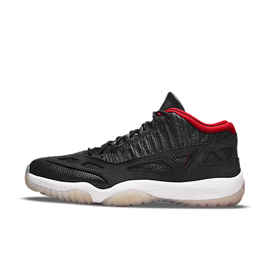 Overkicks - Air Jordan 11 Retro Low IE Bred (2021) (919712-023) - vista lateral