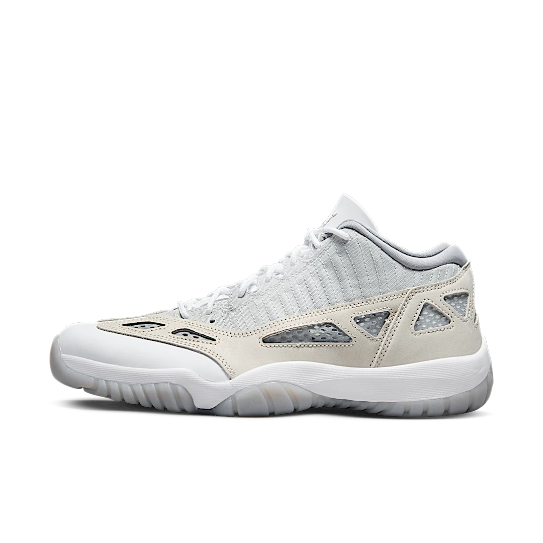 Overkicks - Air Jordan 11 Retro Low IE Light Orewood Brown (919712-102) - vista lateral