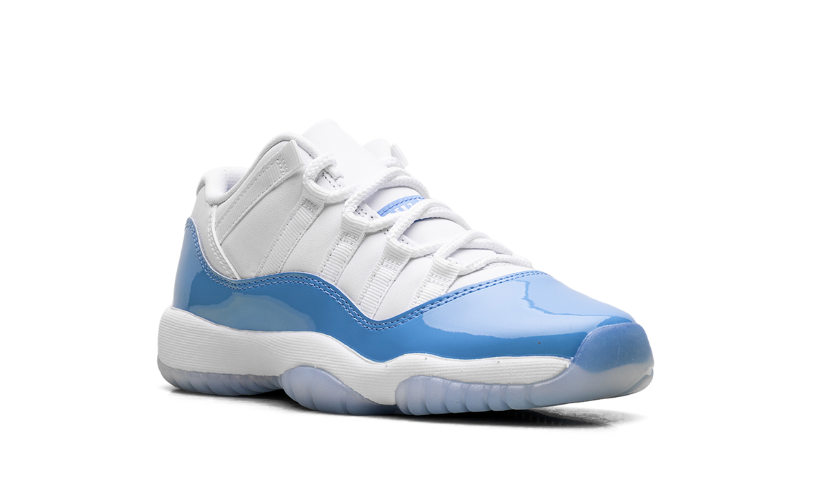 Overkicks - Air Jordan 11 Retro Low University Blue (2026) (GS) (FV5121-100) - imagen 7