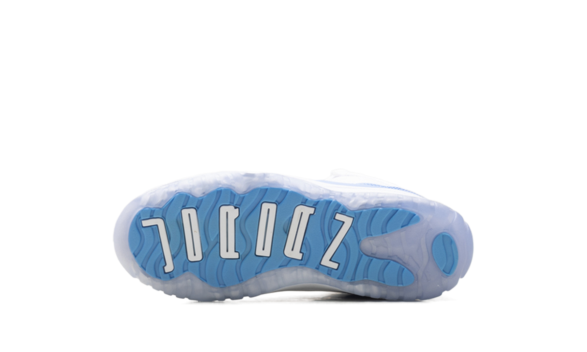 Overkicks - Air Jordan 11 Retro Low University Blue (2026) (PS) (FV5116-100) - imagen 5