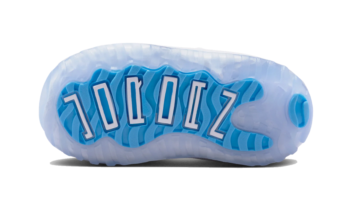Overkicks - Air Jordan 11 Retro Low University Blue (2026) (TD) (FV5120-100) - imagen 3