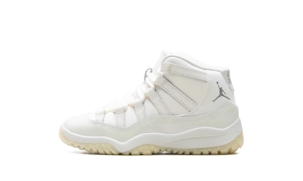 Overkicks - Air Jordan 11 Retro Pearl (PS) (DO3857-110) - vista lateral