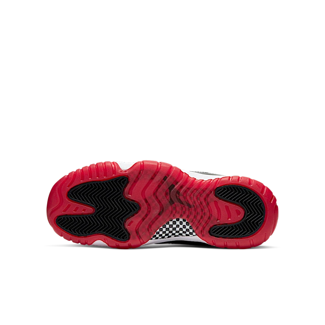 Overkicks - Air Jordan 11 Retro Playoffs Bred (2019) (GS) (378038-061) - imagen 4
