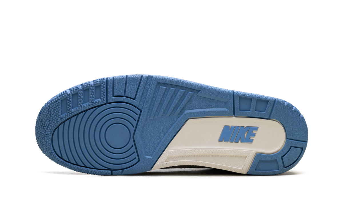 Overkicks - Air Jordan 2/3 UNC (FD0383-144) - vista superior