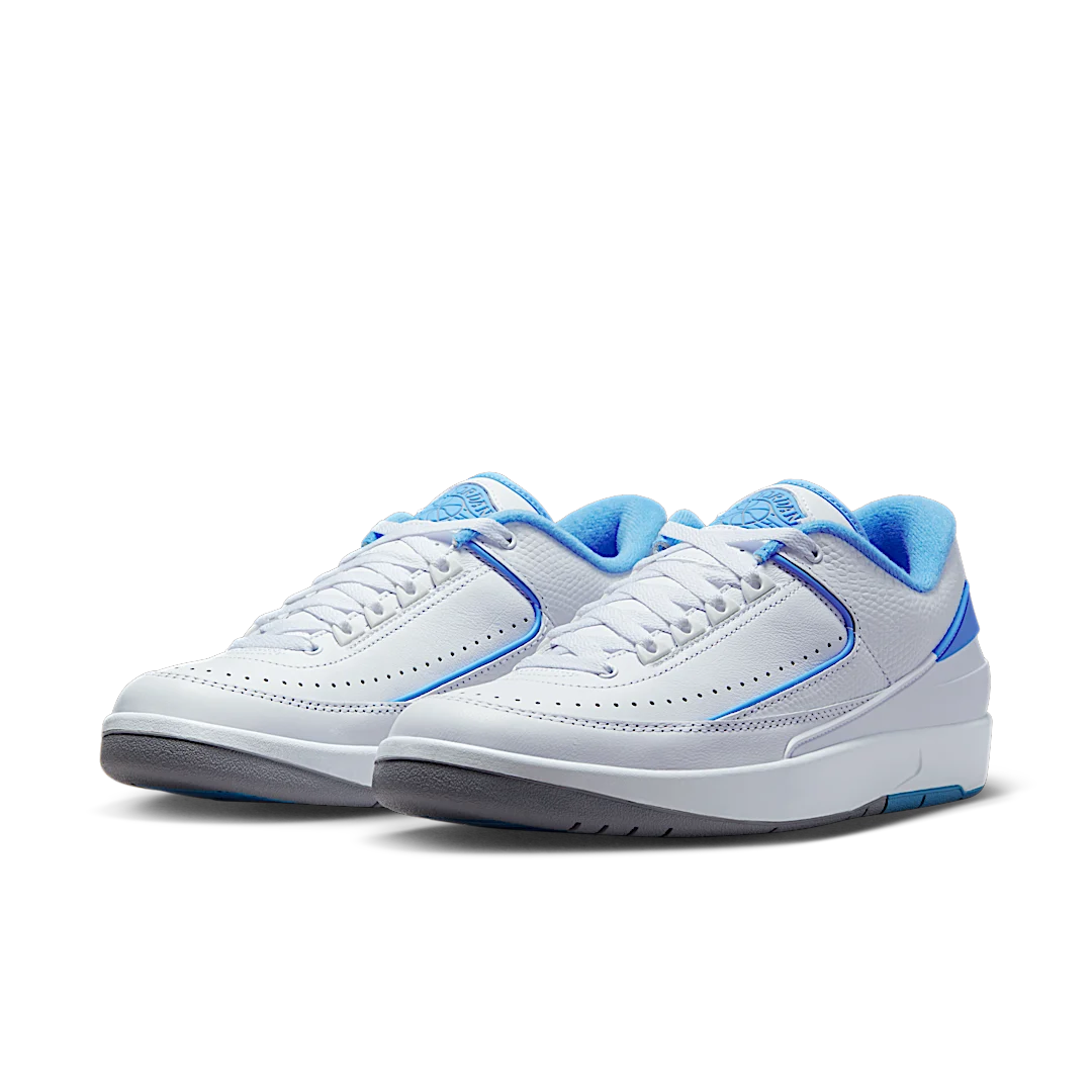 Overkicks - Air Jordan 2 Retro Low UNC (DV9956-104) - vista trasera
