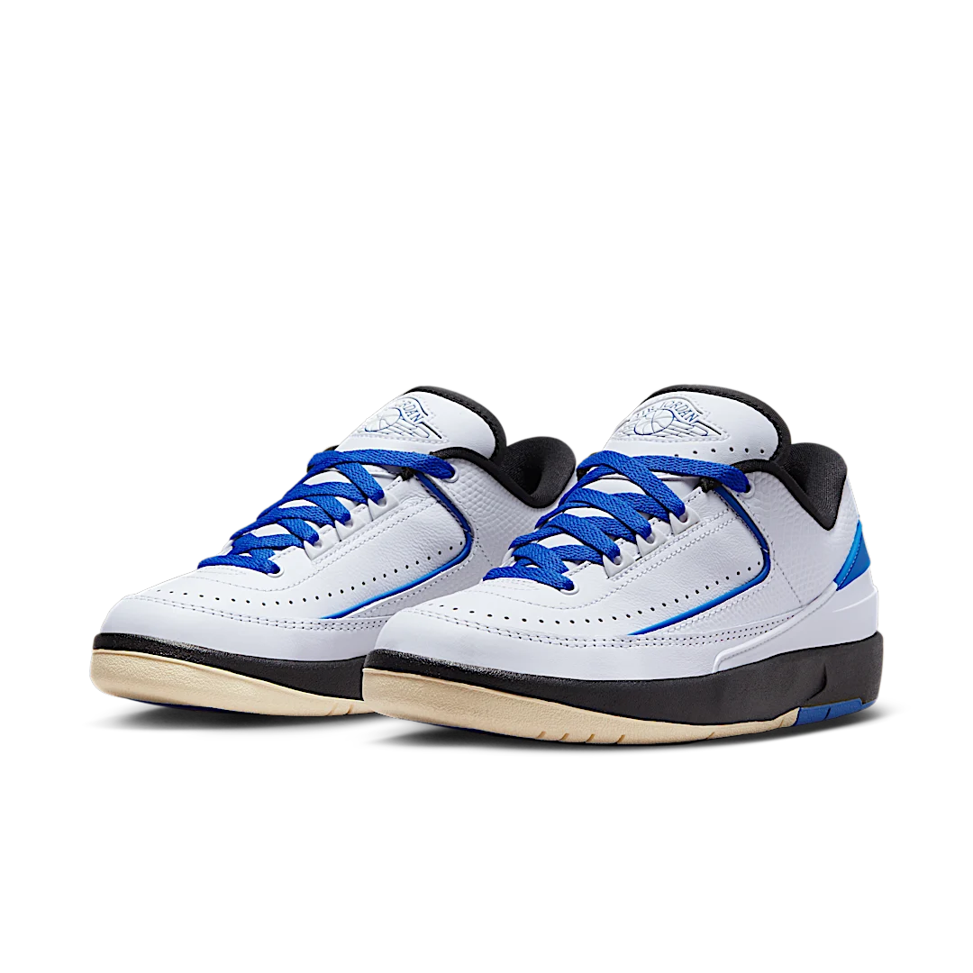 Overkicks - Air Jordan 2 Retro Low Varsity Royal (DX4401-104) - vista trasera