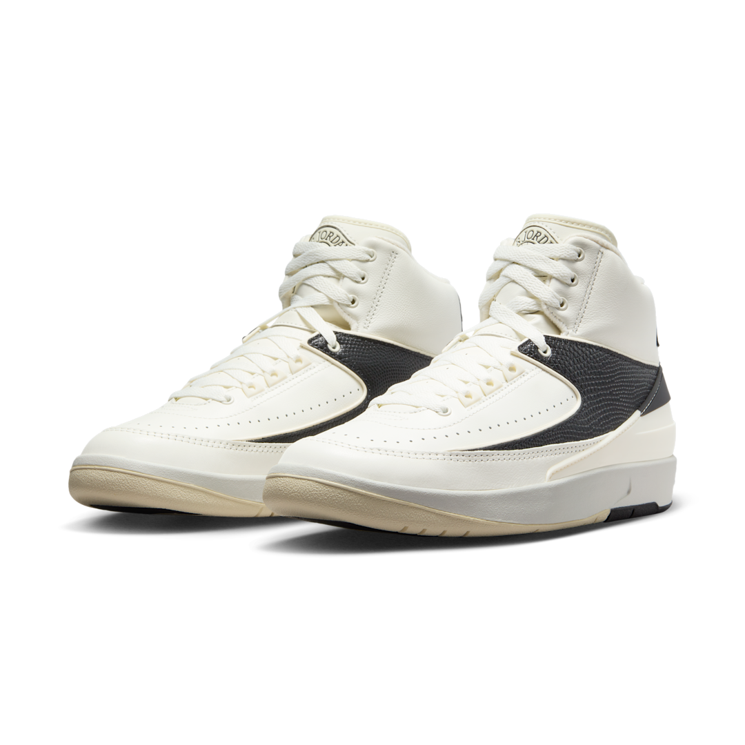 Overkicks - Air Jordan 2 Retro Sail Black (DX4400-100) - vista trasera