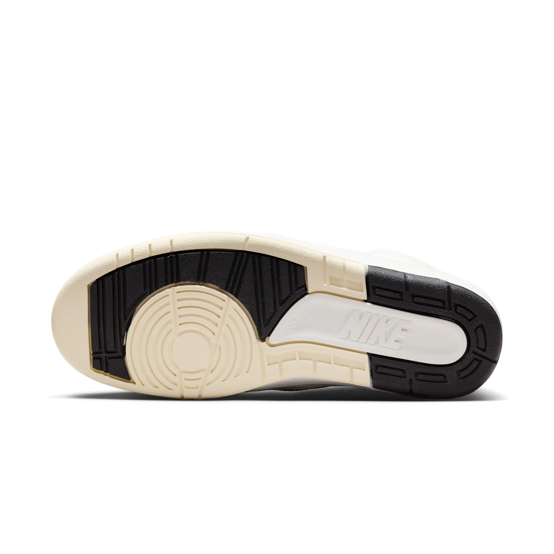 Overkicks - Air Jordan 2 Retro Sail Black (DX4400-100) - detalle suela