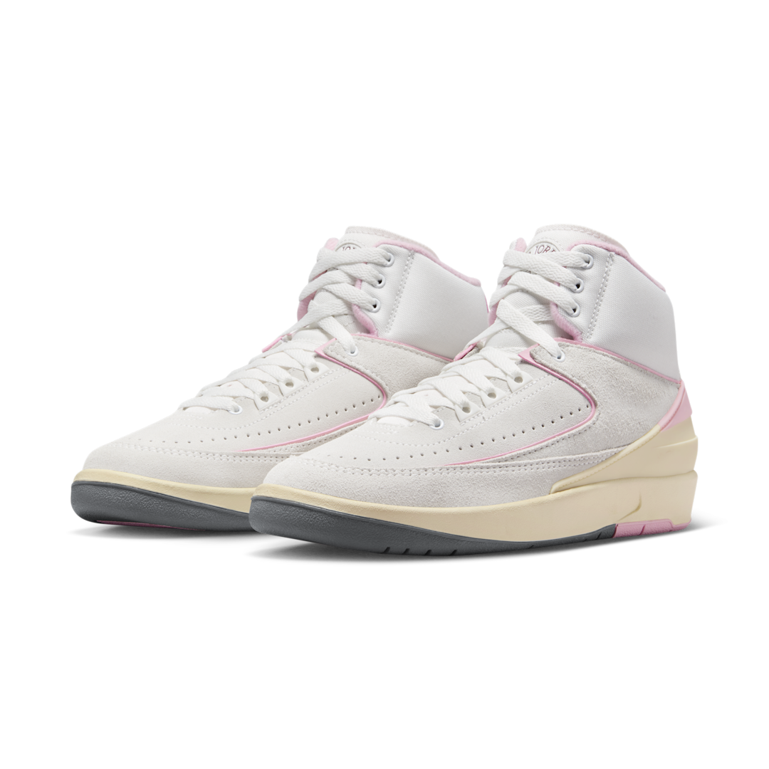Overkicks - Air Jordan 2 Retro Soft Pink (FB2372-100) - vista trasera