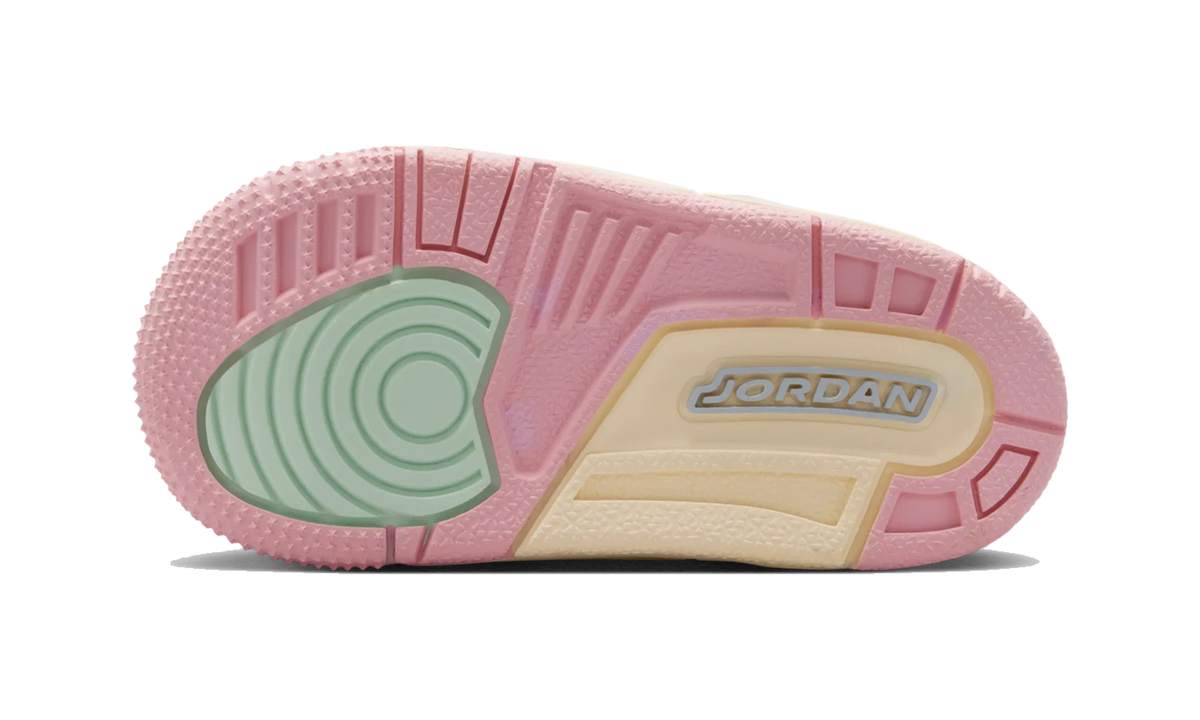 Overkicks - Air Jordan 3 Retro Spring Is In The Air (TD) (IF4756-100) - imagen 3