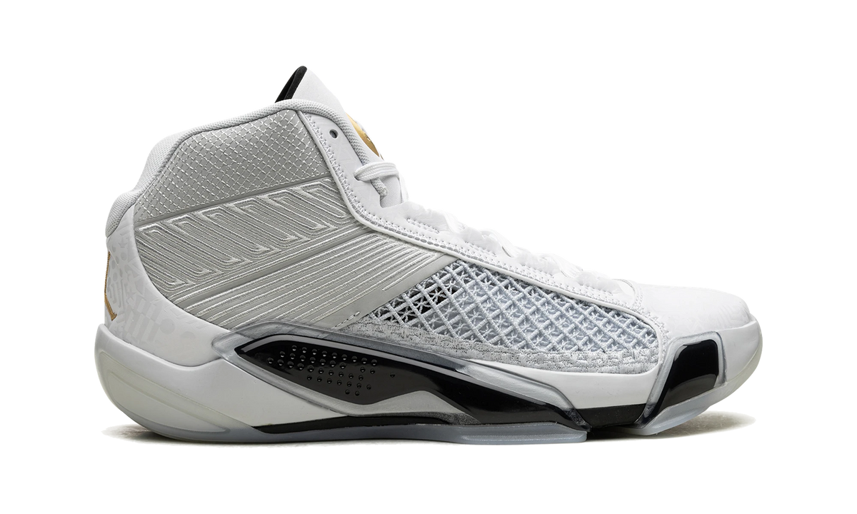 Overkicks - Air Jordan 38 FIBA (Clear Sole) (FN7481-100) - detalle talón