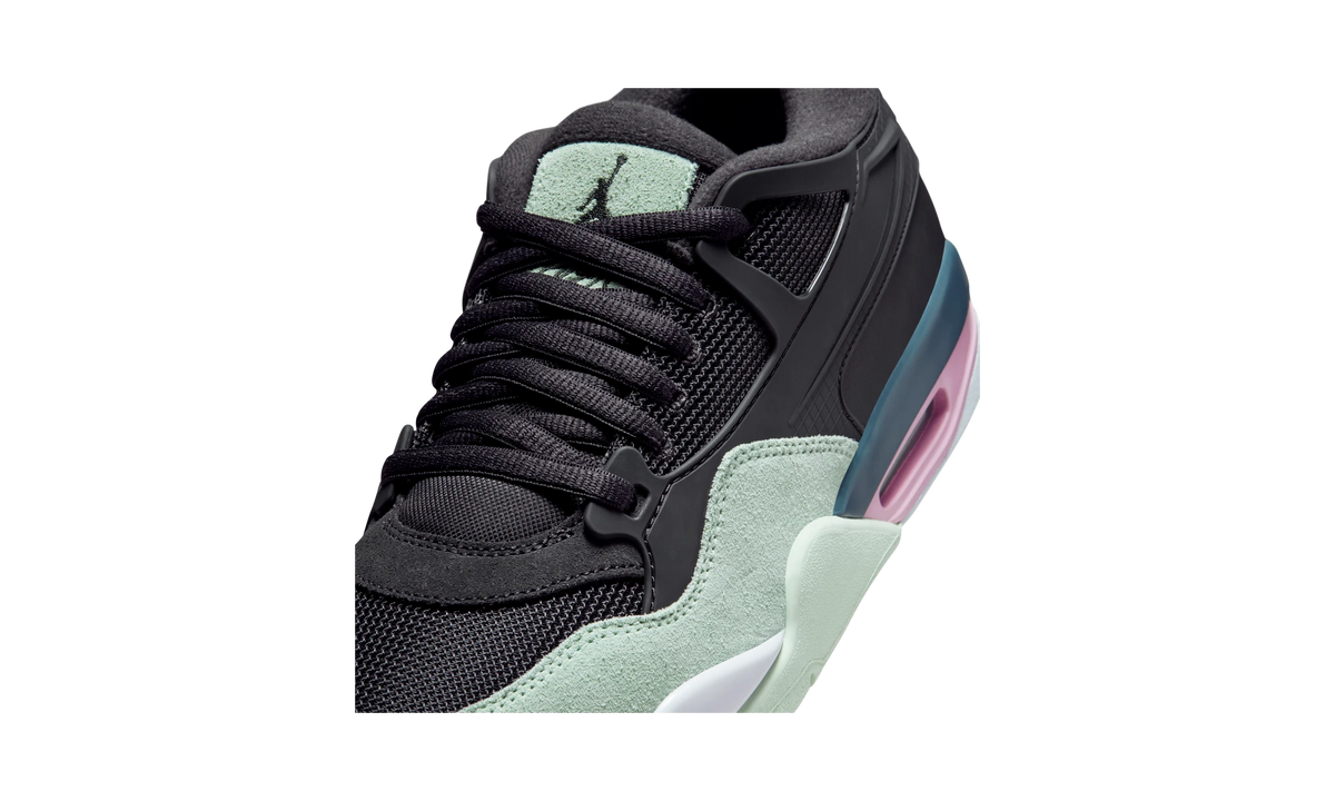 Overkicks - Air Jordan 4 RM Easter (2026) (FQ7939-008) - detalle lateral interior