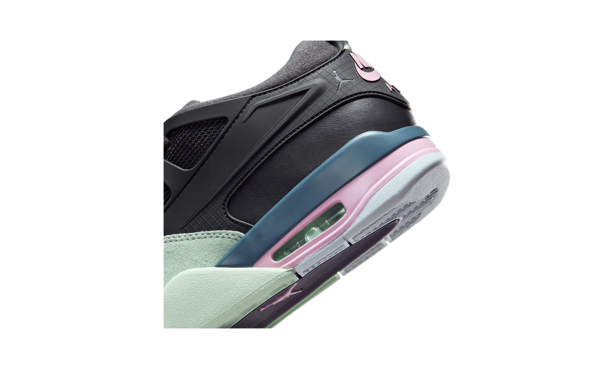 Overkicks - Air Jordan 4 RM Easter (2026) (FQ7939-008) - detalle