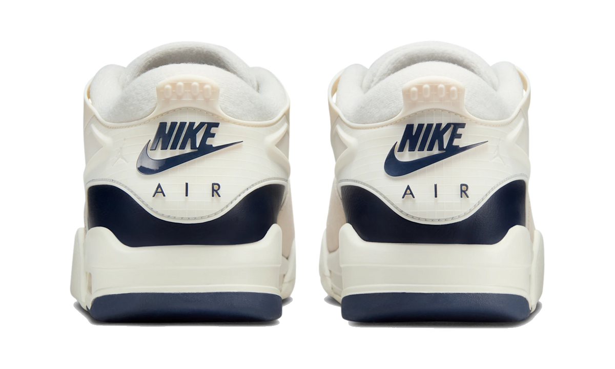 Overkicks - Air Jordan 4 RM Sail Midnight Navy (FQ7939-107) - detalle talón