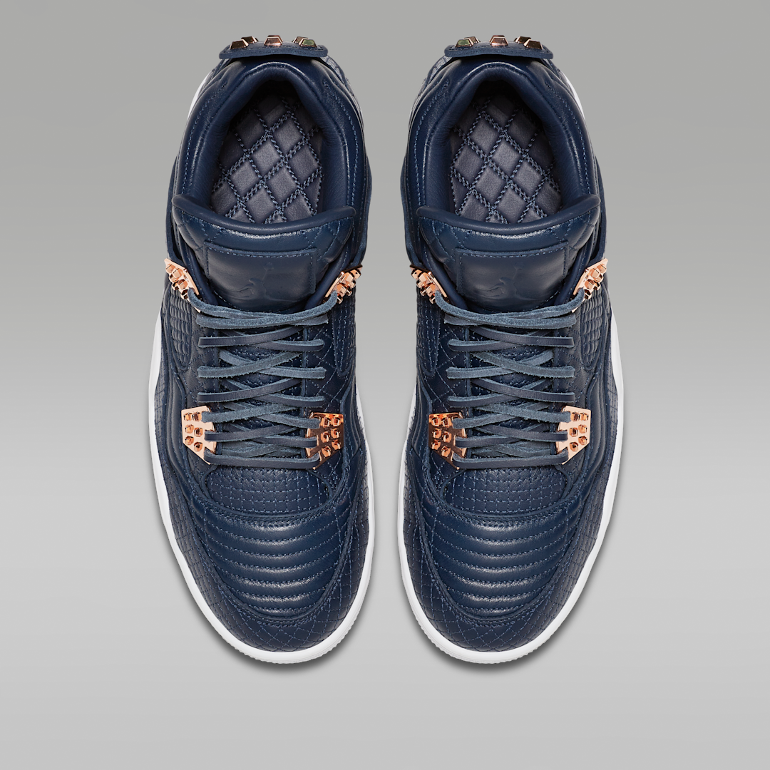 Overkicks - Air Jordan 4 Retro Obsidian (819139-402) - par completo