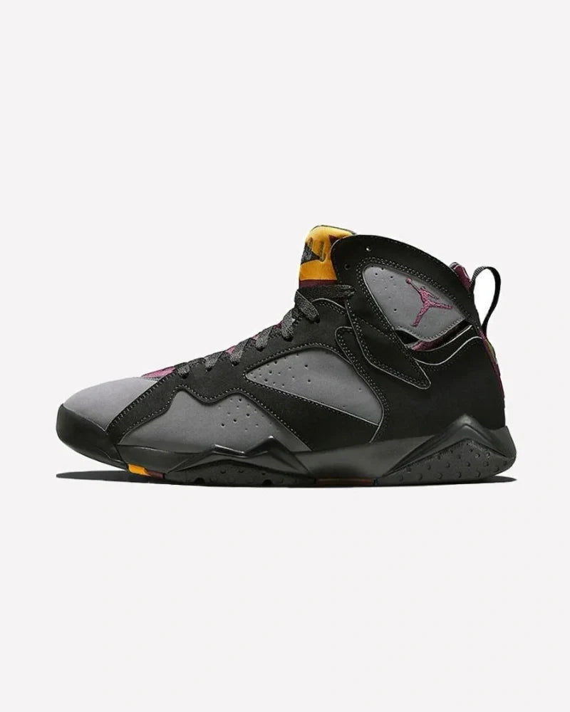 Overkicks - Air Jordan 7 Retro Bordeaux (2015) (304775-034) - vista lateral