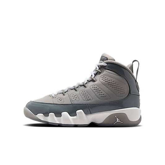 Overkicks - Air Jordan 9 Retro Cool Grey (2025) (GS) (HV4574-011) - vista lateral