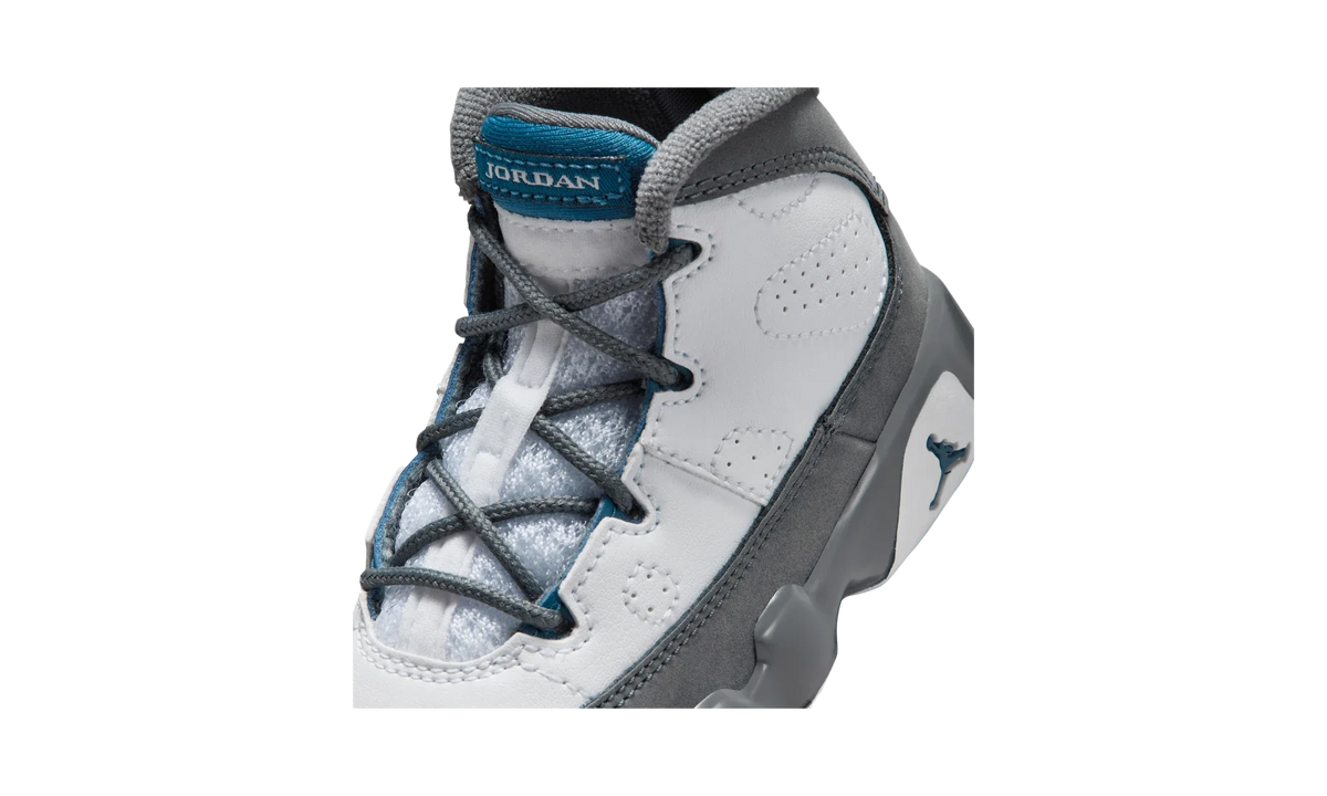 Overkicks - Air Jordan 9 Retro Flint Grey French Blue (2026) (TD) (401812-100) - imagen 7