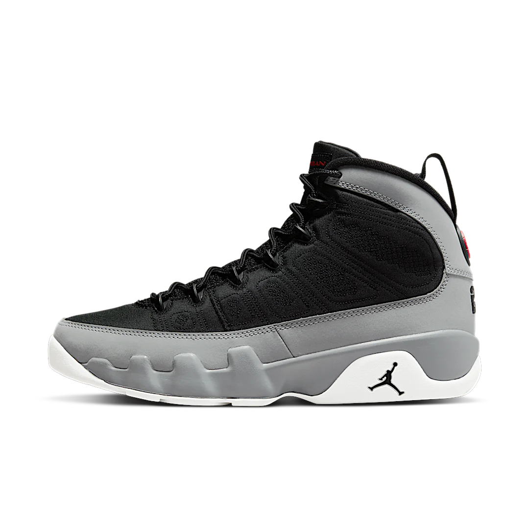 Overkicks - Air Jordan 9 Retro Particle Grey (CT8019-060) - vista lateral