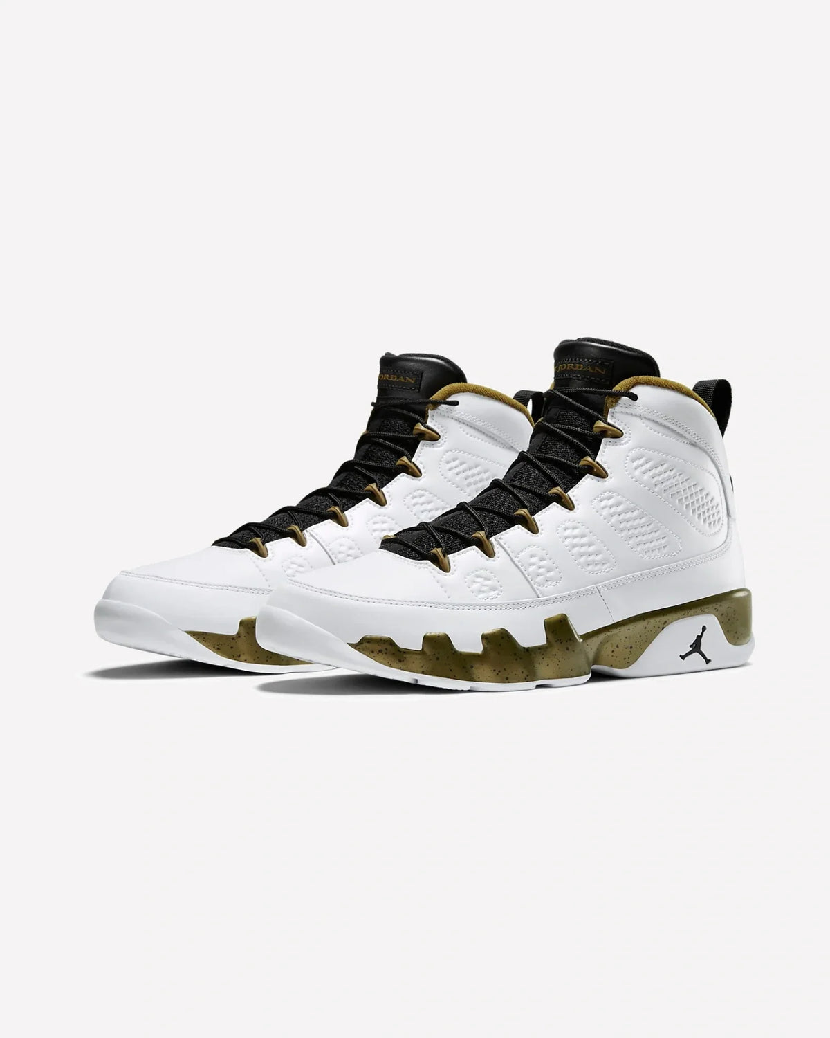 Overkicks - Air Jordan 9 Retro Statue (302370-109) - imagen 2