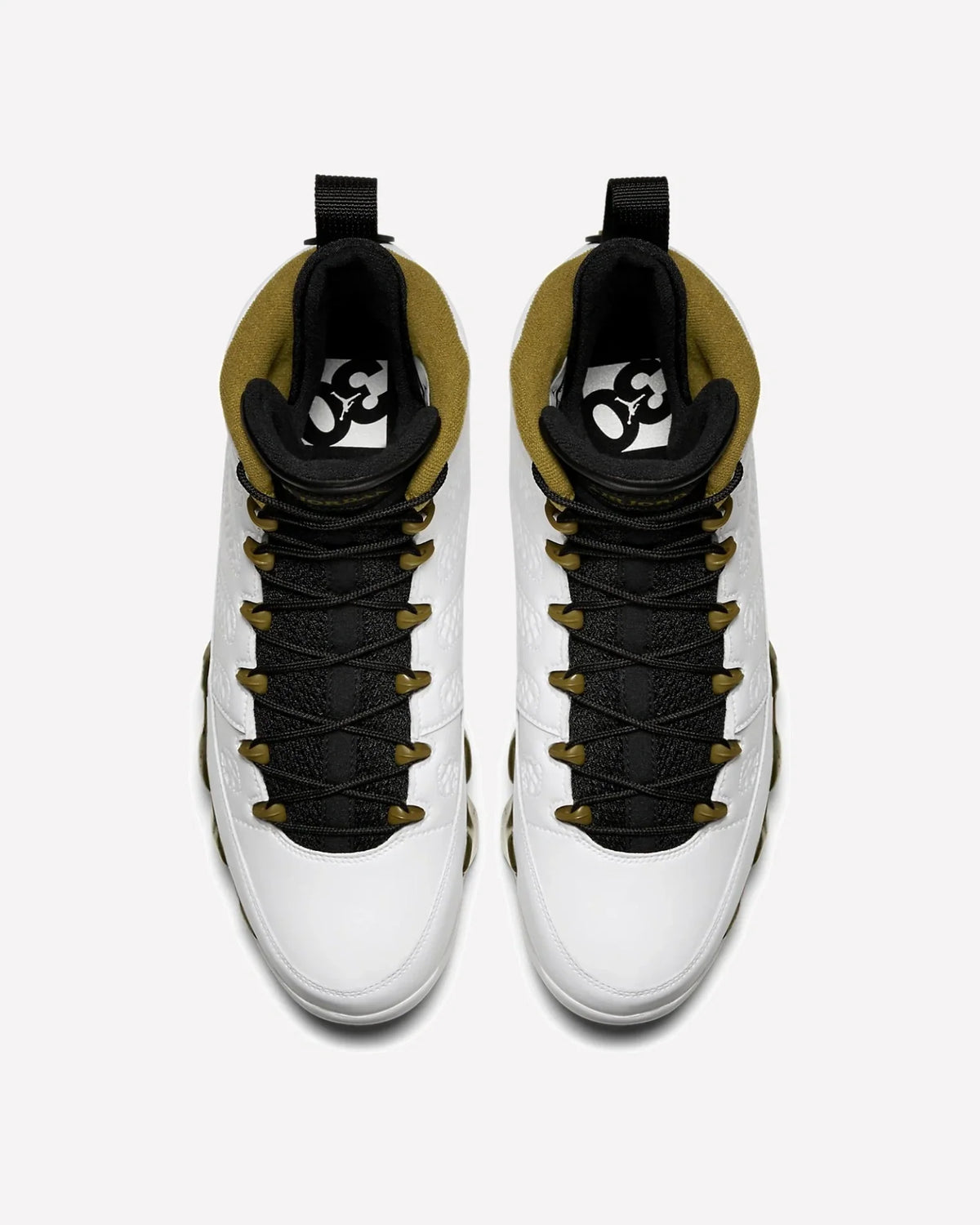 Overkicks - Air Jordan 9 Retro Statue (302370-109) - imagen 3