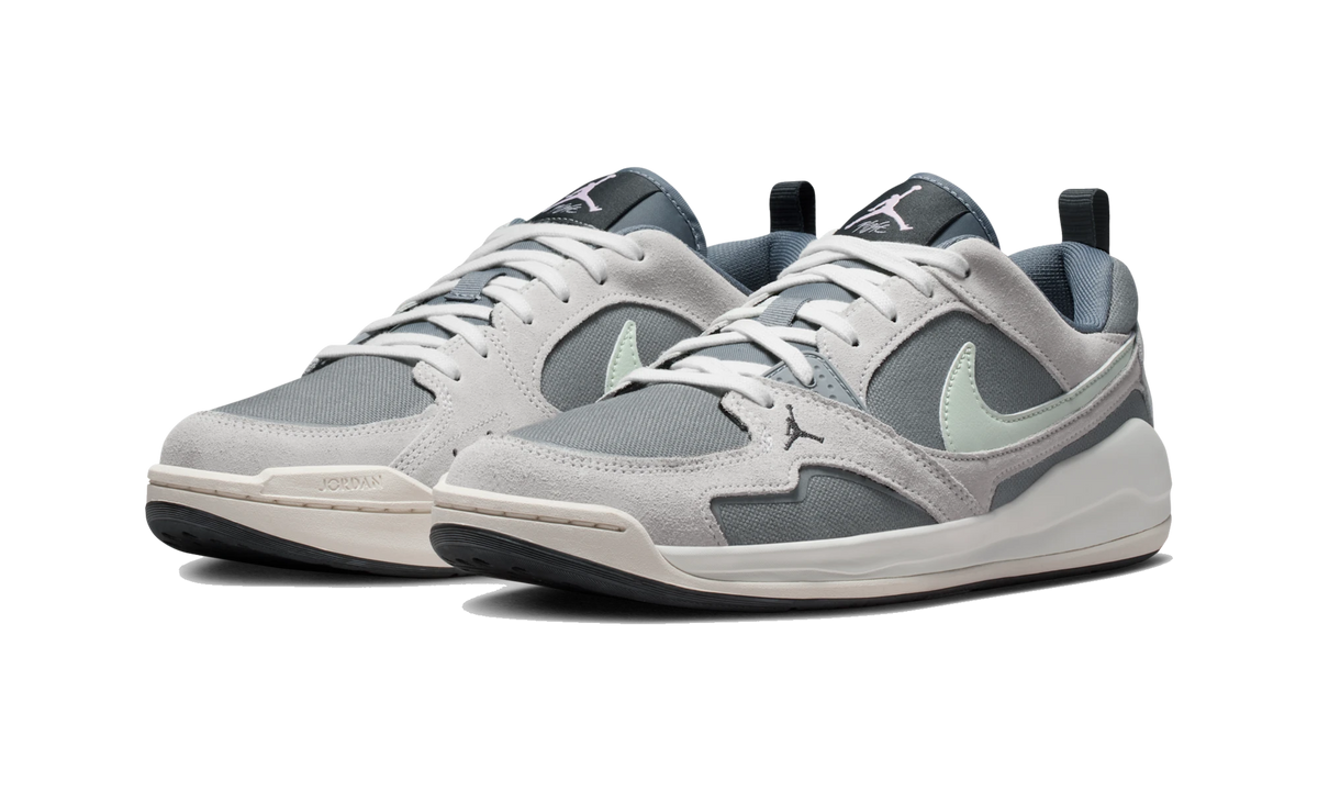 Overkicks - Air Jordan CMFT Era Cool Grey Iris Whisper Jade Aura (HJ6777-003) - vista trasera