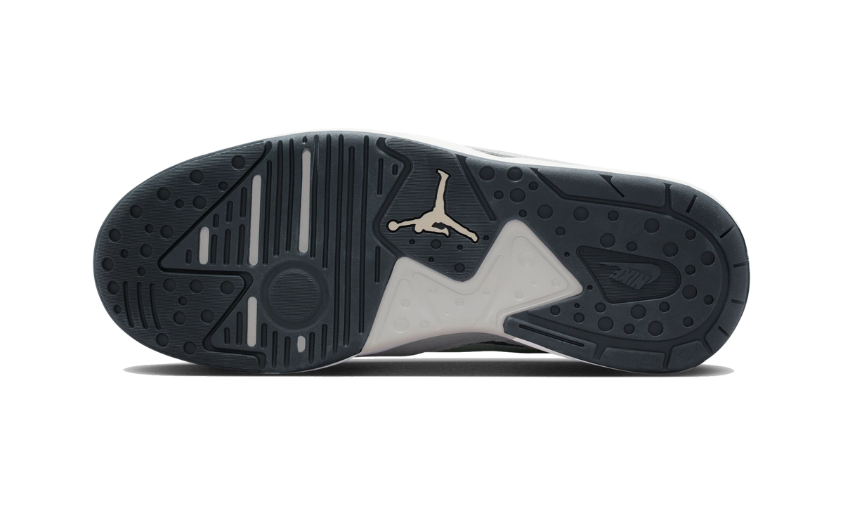 Overkicks - Air Jordan CMFT Era Cool Grey Iris Whisper Jade Aura (HJ6777-003) - par completo